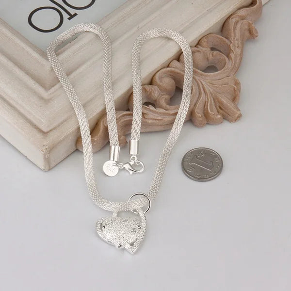 Heart of Elegance Silver Necklace