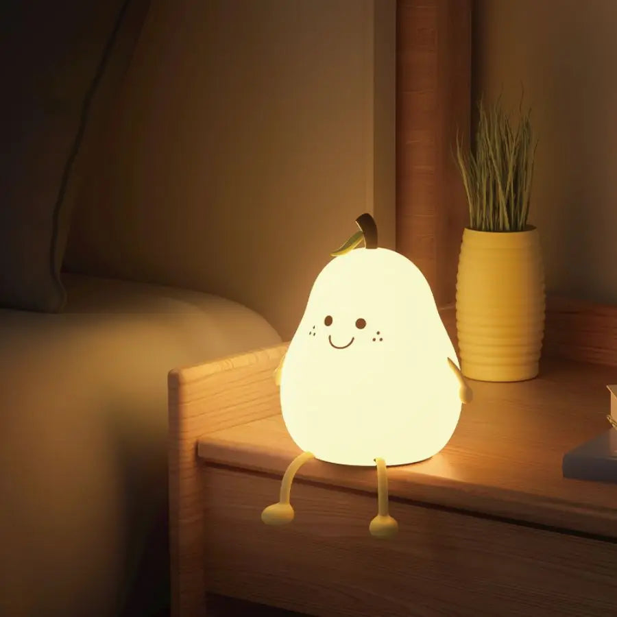 Shining Pear Lamp